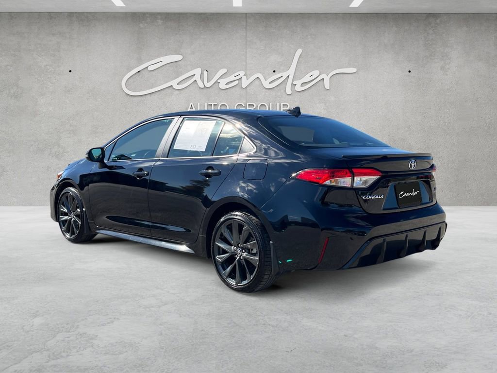 Used 2025 Toyota Corolla SE image 14