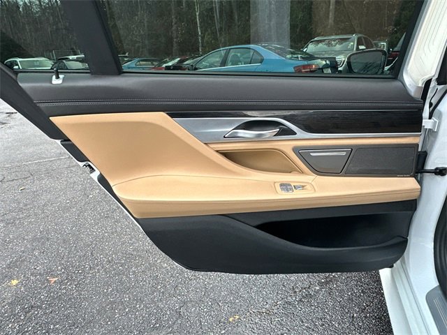 Used 2019 BMW 750i xDrive w/ Executive Package image 22