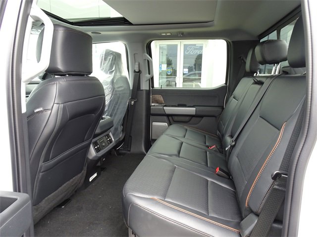 New 2025 Ford F250 Lariat w/ Lariat Ultimate Package image 19