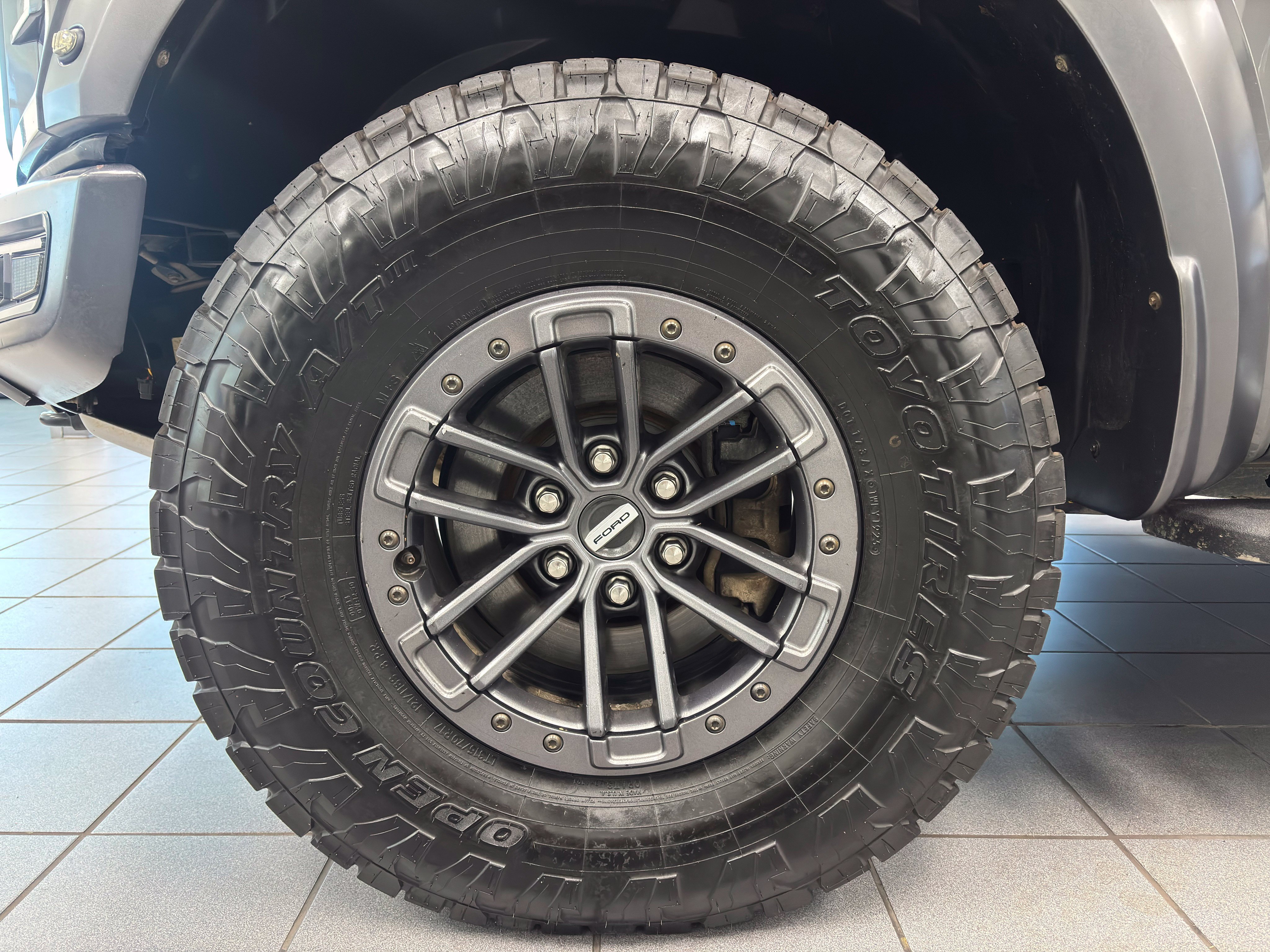 Used 2020 Ford F150 Raptor w/ Equipment Group 802A Luxury AWD/4WD image 11