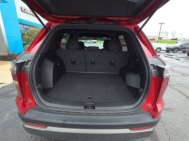Used 2025 Chevrolet Equinox LT w/ Safety and Technology Package FWD image 13