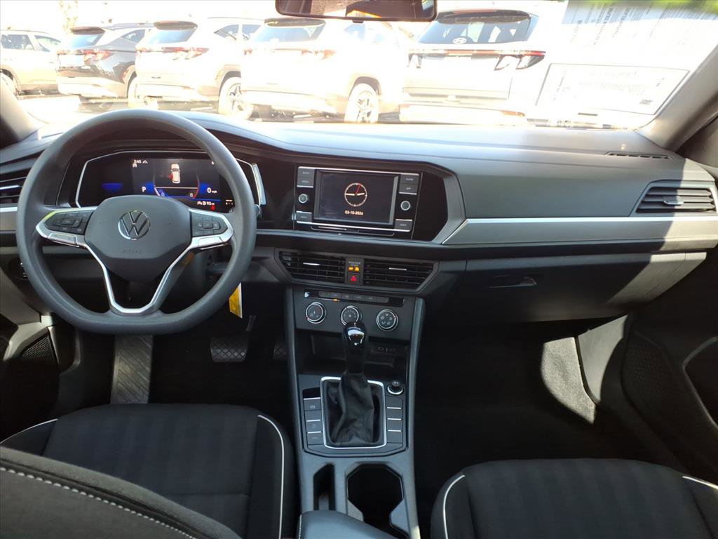 Used 2022 Volkswagen Jetta Sport image 16