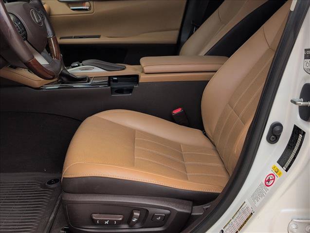 Used 2018 Lexus ES 350 w/ Luxury Package w/Wood Trim FWD image 11
