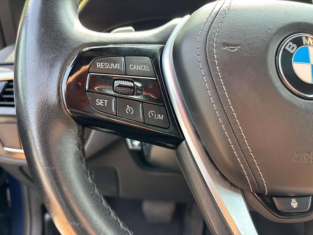 Used 2021 BMW 530i xDrive w/ Convenience Package AWD/4WD image 19
