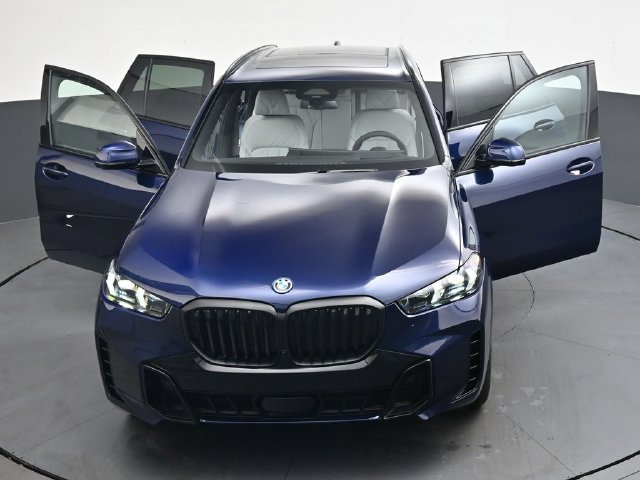 New 2026 BMW X5 xDrive50e w/ M Sport Package AWD/4WD image 40