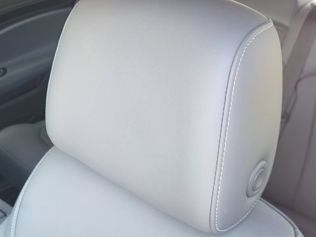 Used 2019 Buick Envision Premium w/ Driver Confidence Package AWD/4WD image 26
