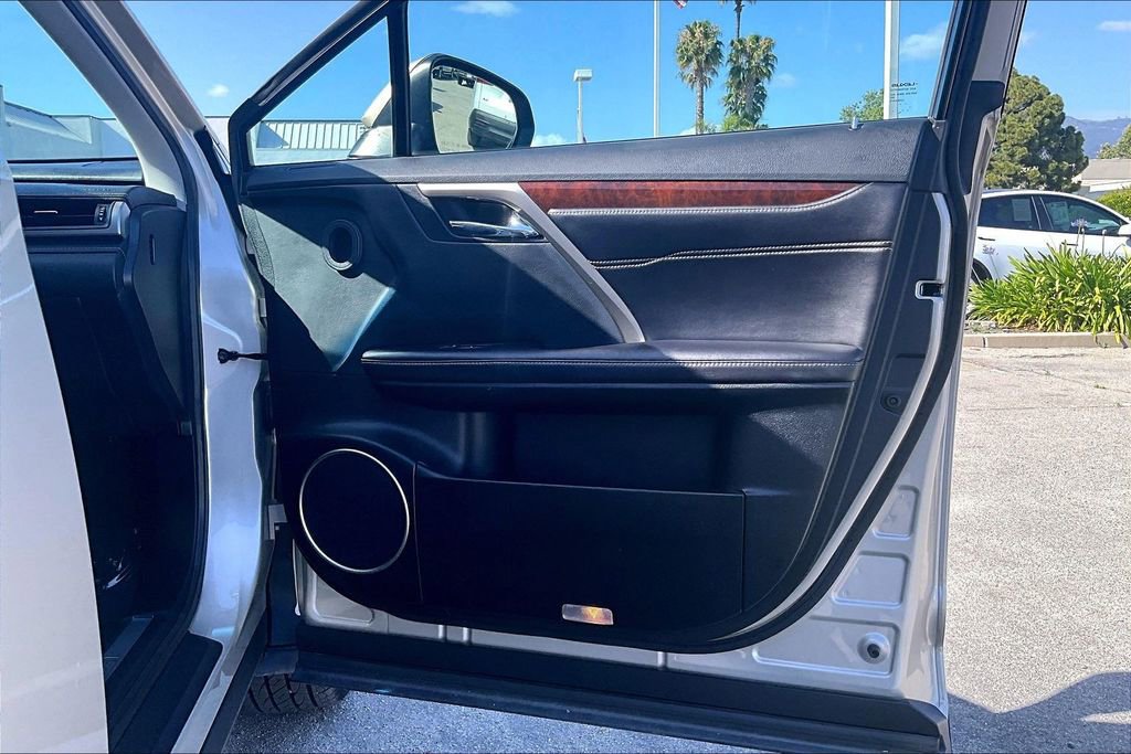 Used 2016 Lexus RX 450h AWD w/ Cold Weather Package image 28