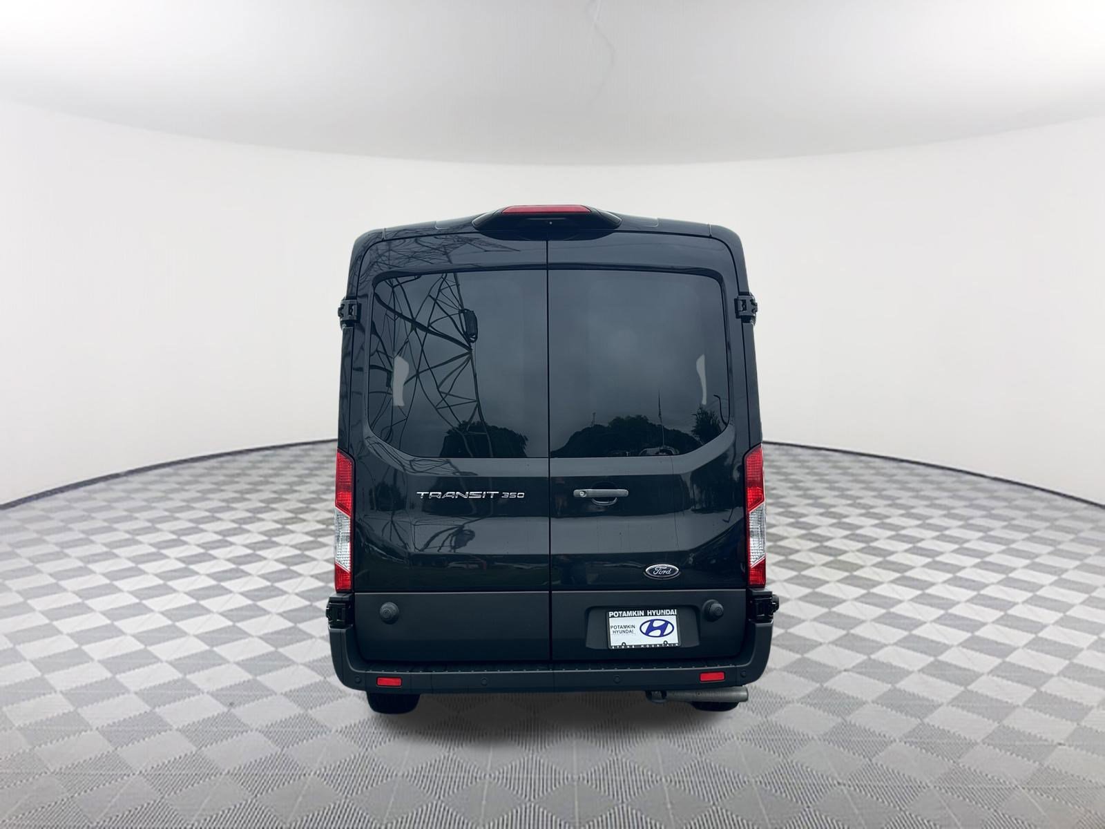 Used 2024 Ford Transit 350 XL RWD image 6