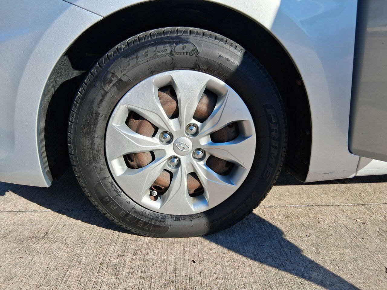 Used 2017 Hyundai Accent SE image 26