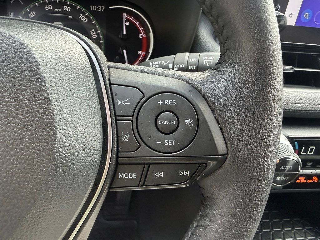 Certified 2025 Toyota RAV4 XLE w/ Convenience Package AWD/4WD image 29