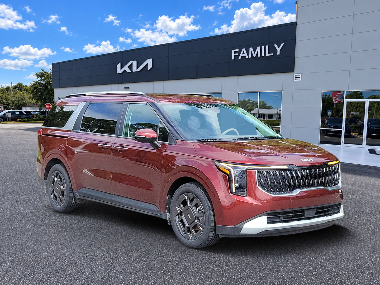 Certified 2025 Kia Carnival EX