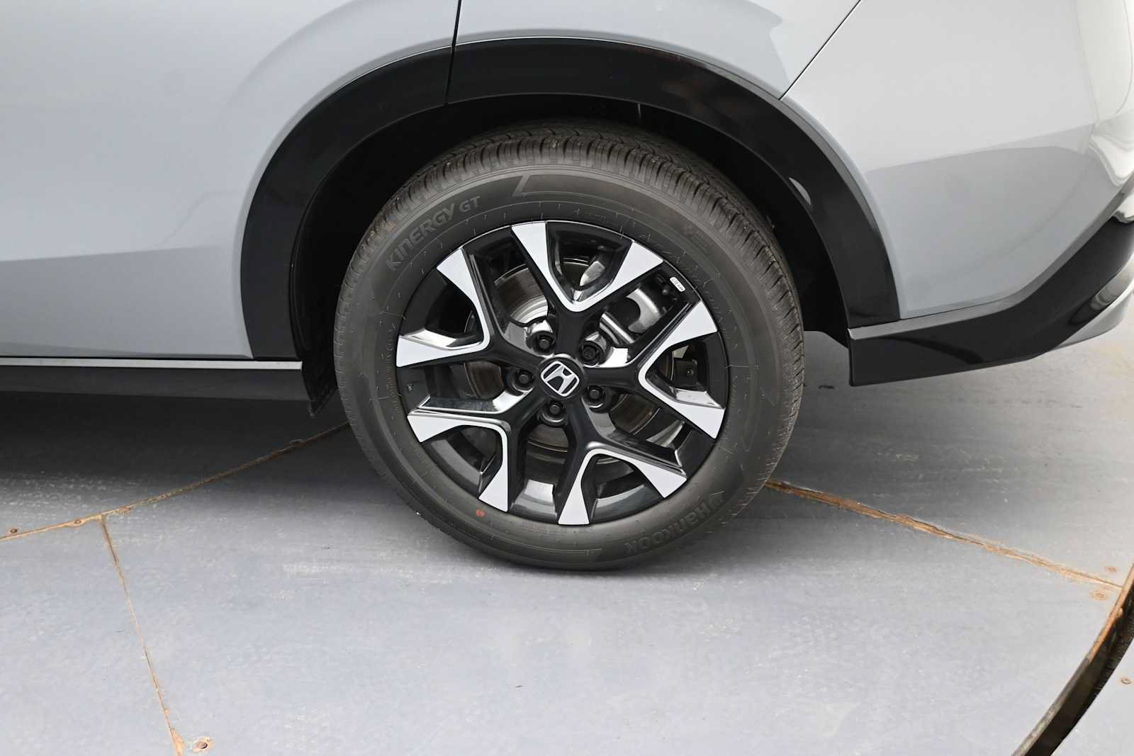 Certified 2026 Honda HR-V EX-L image 5