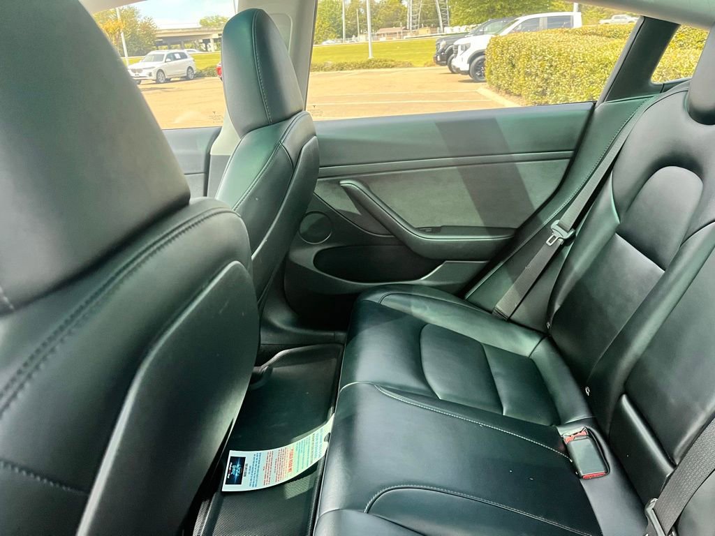 Used 2023 Tesla Model 3 Performance image 6