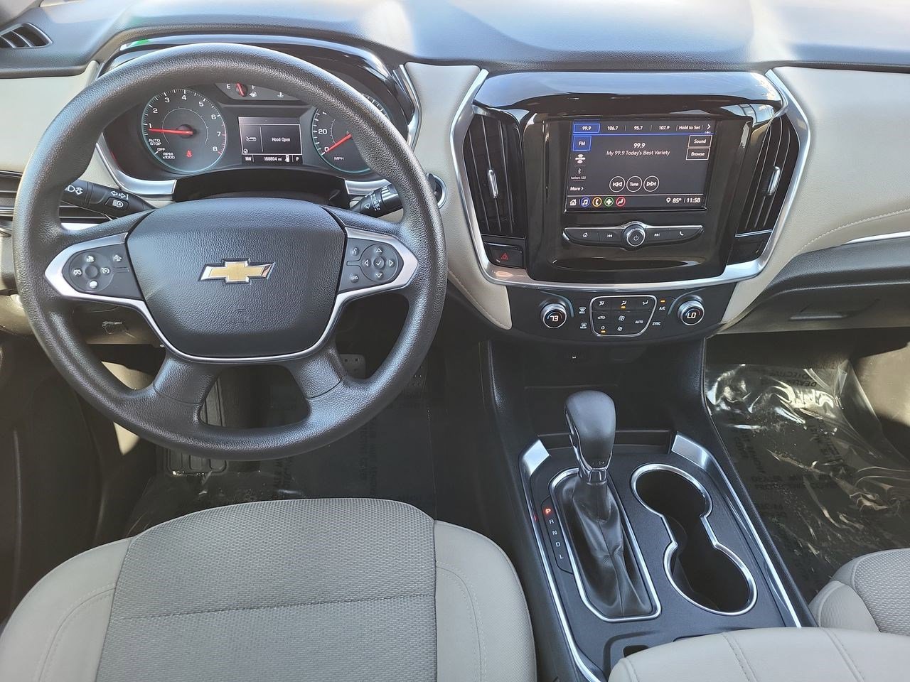 Used 2023 Chevrolet Traverse LS image 25