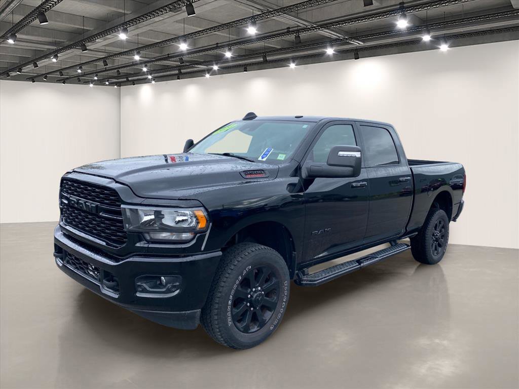 Used 2024 RAM 2500 Big Horn w/ Night Edition AWD/4WD image 3