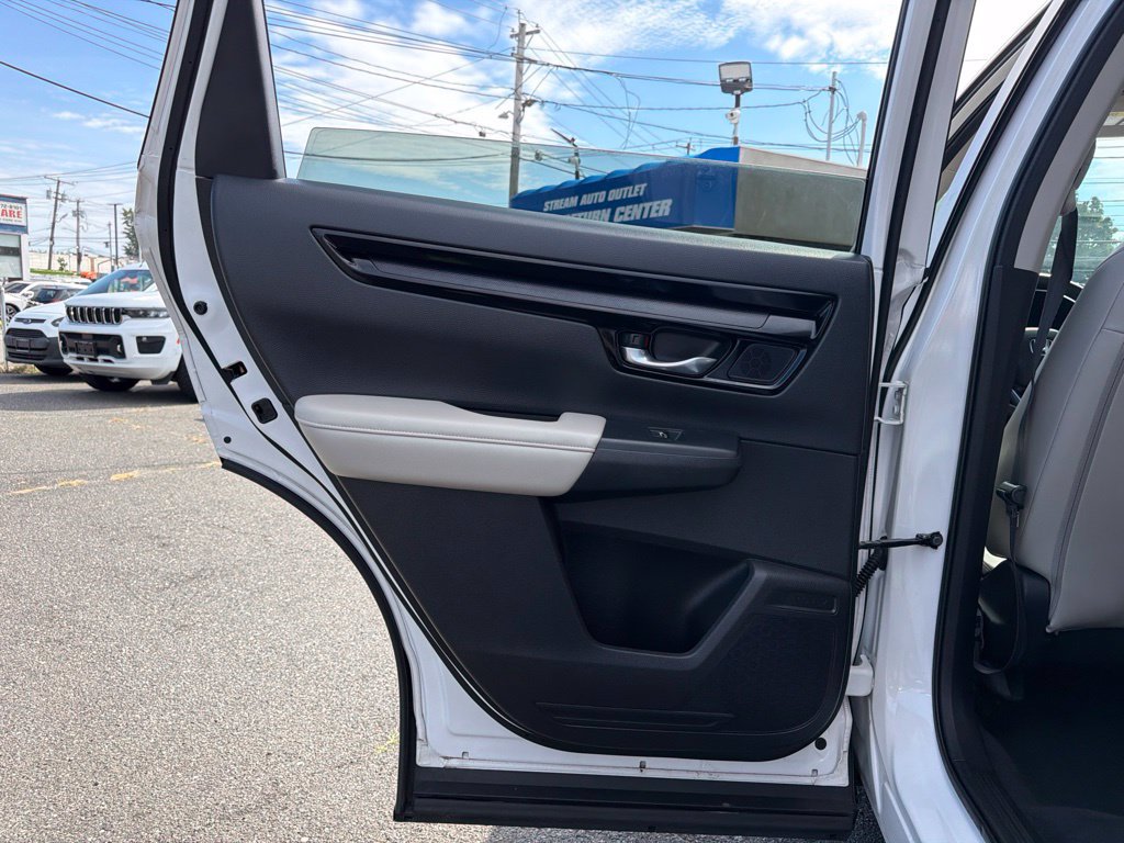 Used 2024 Honda CR-V EX-L image 27