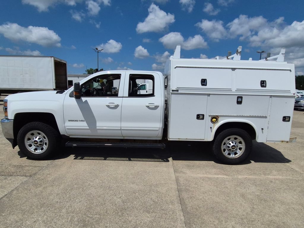 Used 2016 Chevrolet Silverado 2500 LT w/ Snow Plow Prep Package AWD/4WD image 4