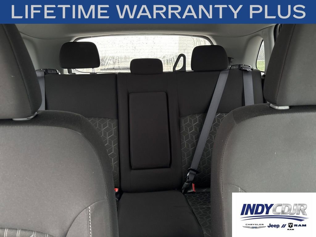 Used 2025 Mitsubishi Outlander Sport LE AWD/4WD image 14