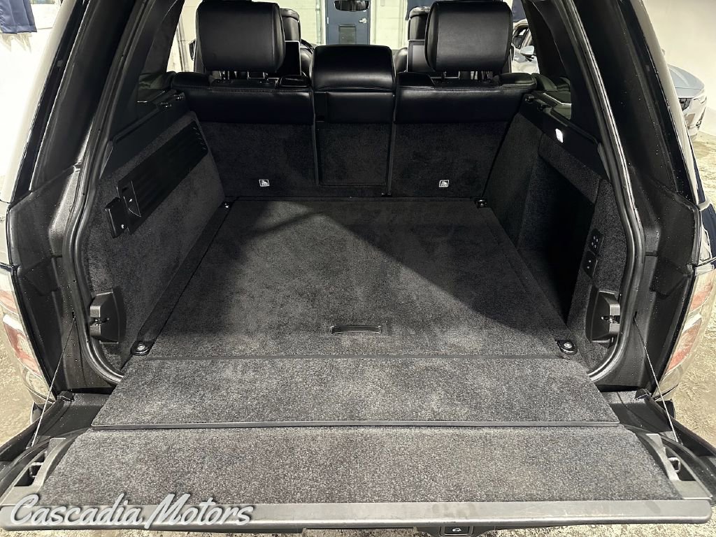 Used 2018 Land Rover Range Rover Autobiography image 10