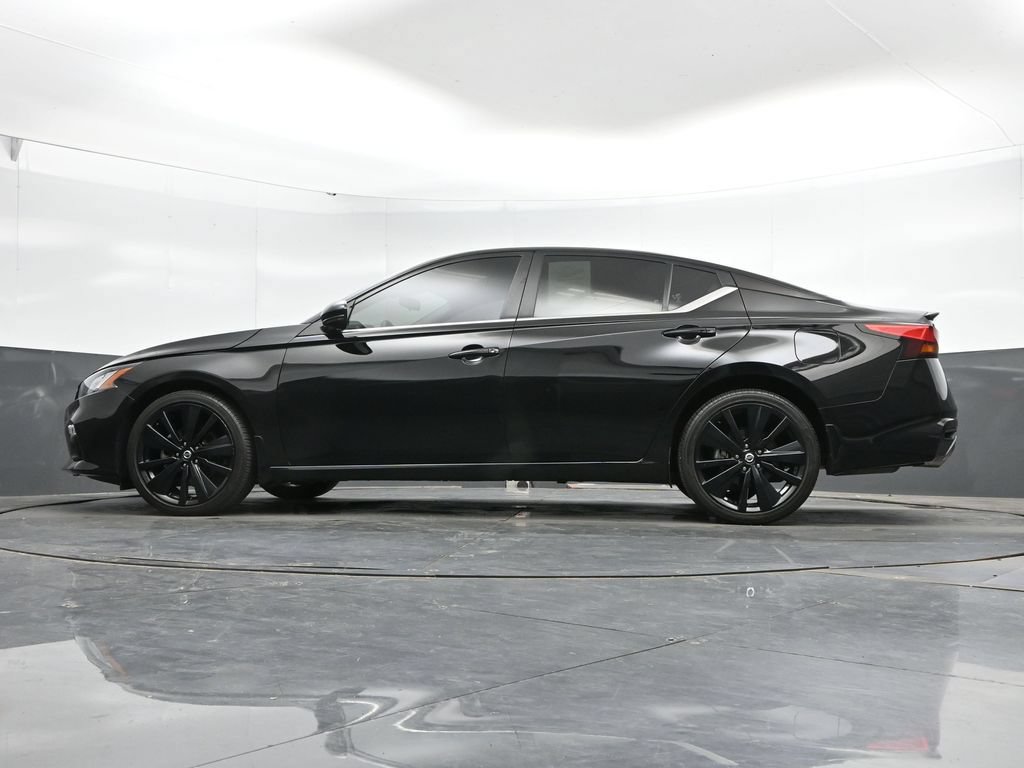 Used 2022 Nissan Altima 2.5 SR w/ Midnight Edition Package AWD/4WD image 46