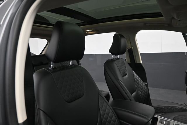 Certified 2024 Ford Edge Titanium AWD/4WD image 30