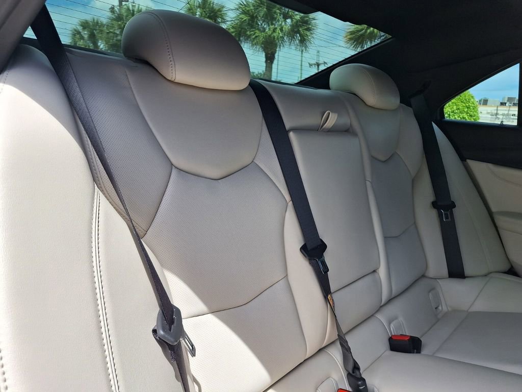 Used 2025 Cadillac CT4 Premium Luxury RWD image 30