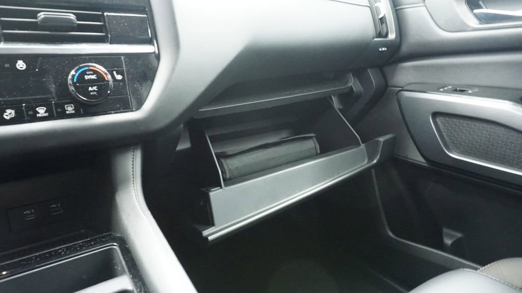 Used 2023 Nissan Pathfinder SL image 38