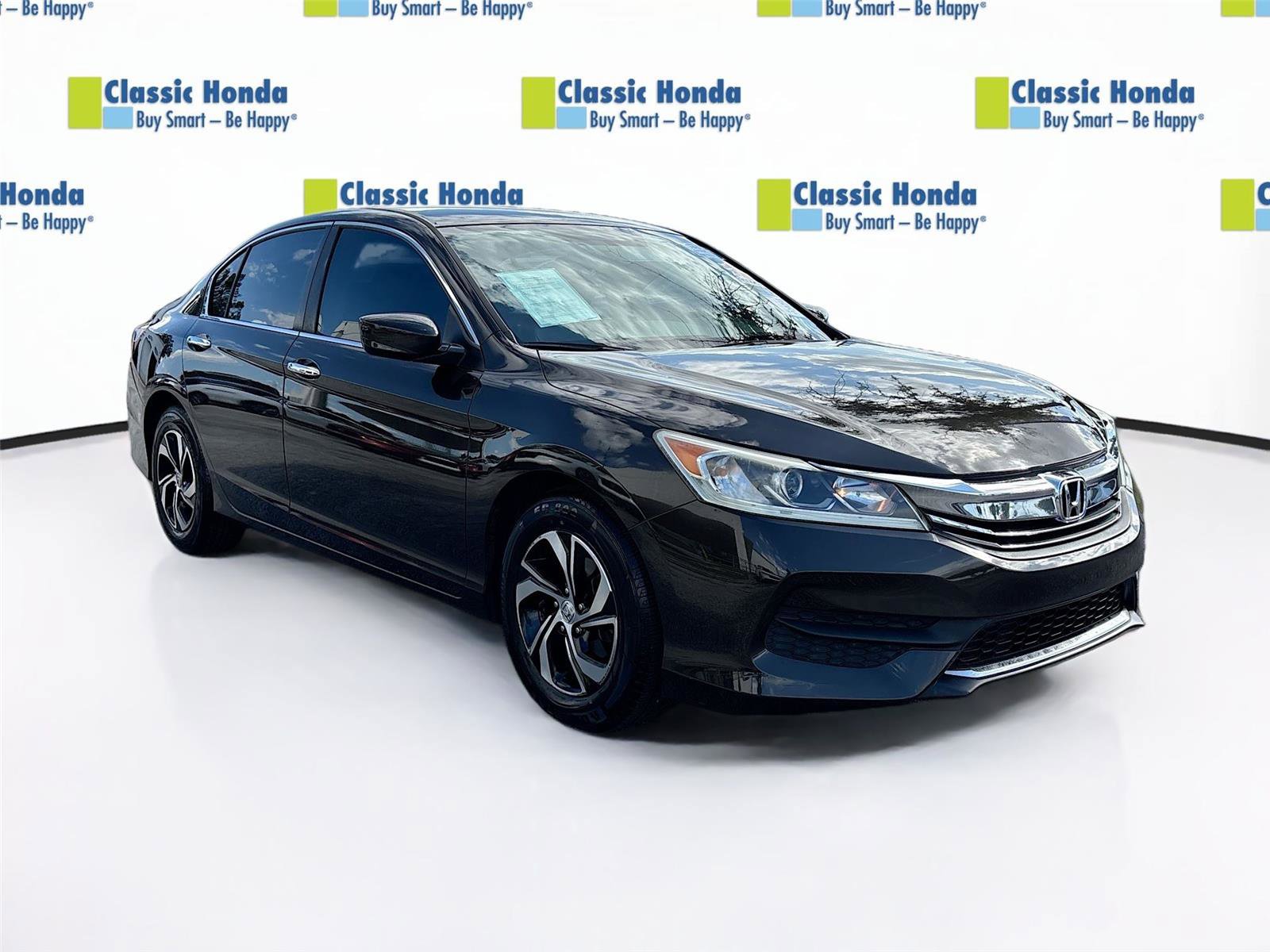 Used 2016 Honda Accord LX image 1