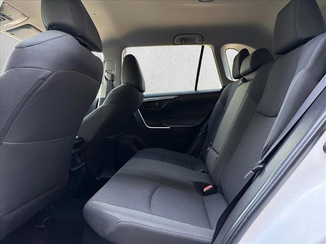 Used 2025 Toyota RAV4 LE AWD/4WD image 22