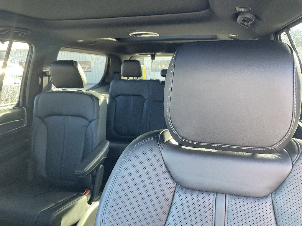 New 2026 Jeep Grand Wagoneer Limited AWD/4WD image 13