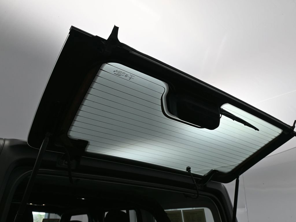 Used 2022 Jeep Wrangler Unlimited Sport image 37