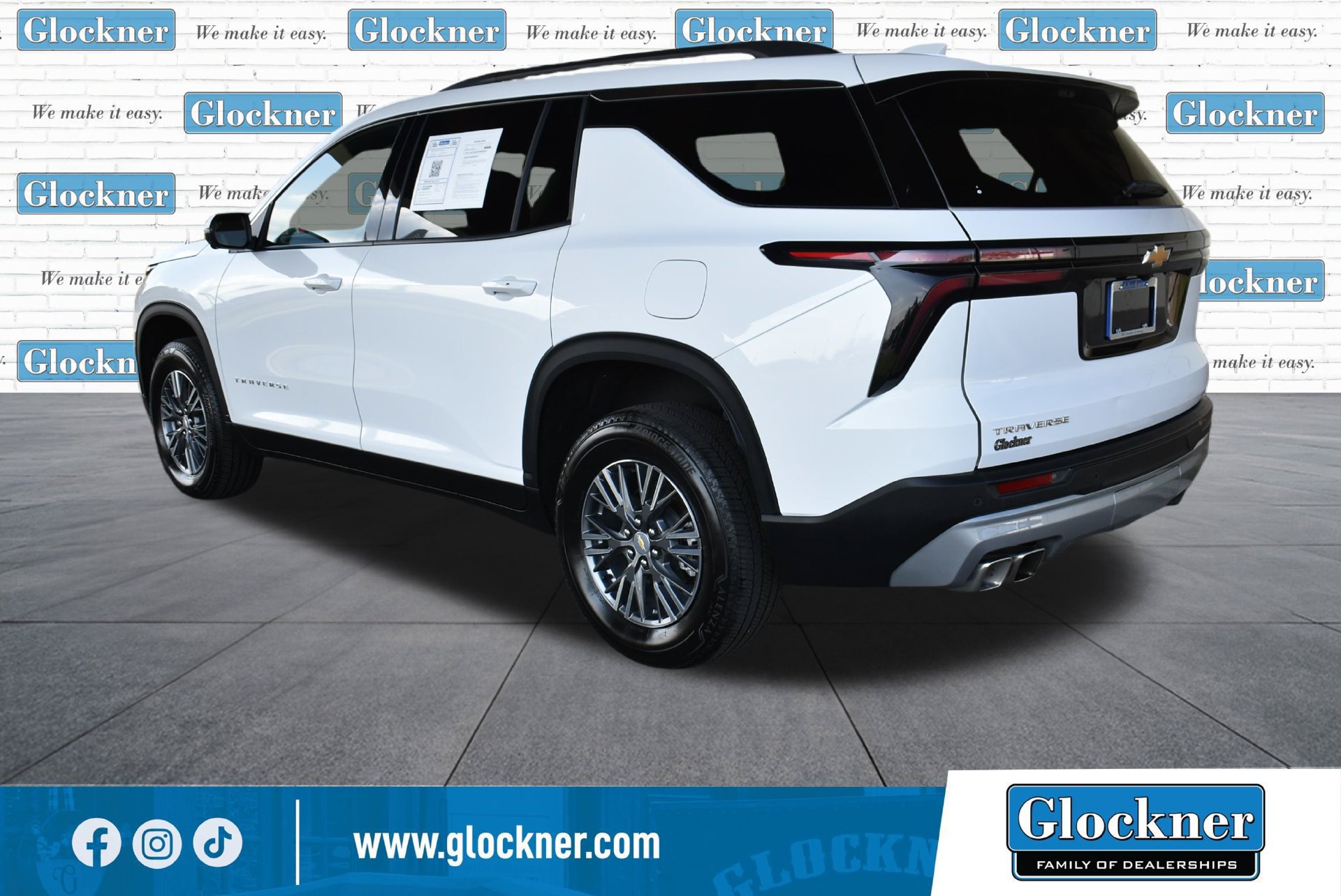 Used 2026 Chevrolet Traverse LT w/ Driver Confidence Package FWD image 8