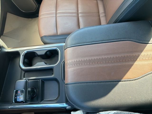 Used 2023 Chevrolet Silverado 1500 High Country image 12