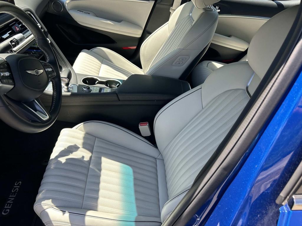 Used 2025 Genesis G70 2.5T w/ Sport Prestige Package AWD/4WD image 15