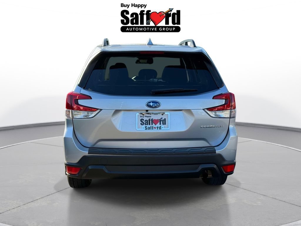 Used 2019 Subaru Forester Premium AWD/4WD image 11