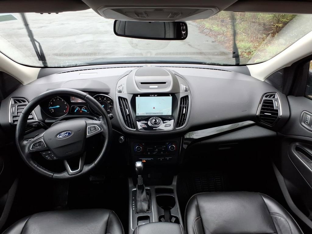 Used 2017 Ford Escape Titanium AWD/4WD image 13