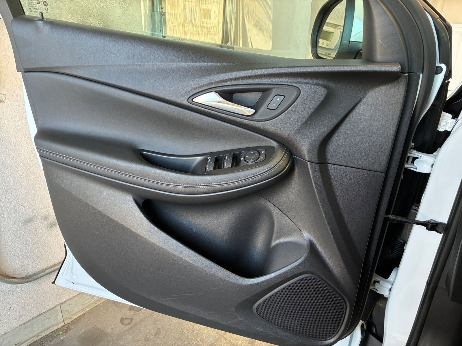 Used 2025 Buick Encore GX Preferred image 18
