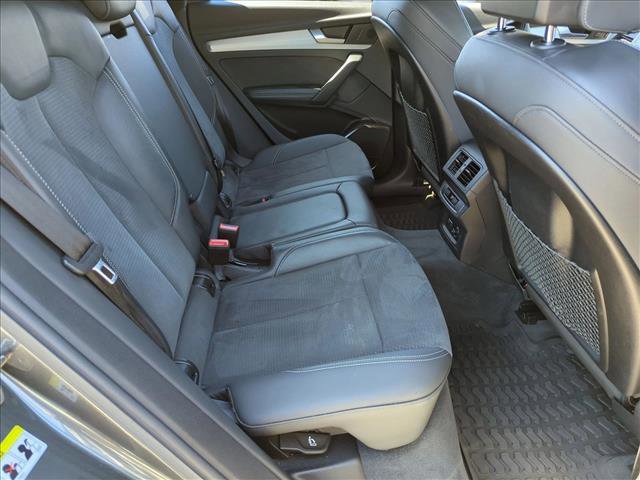 Used 2021 Audi Q5 e Premium Plus w/ Premium Plus Package image 20