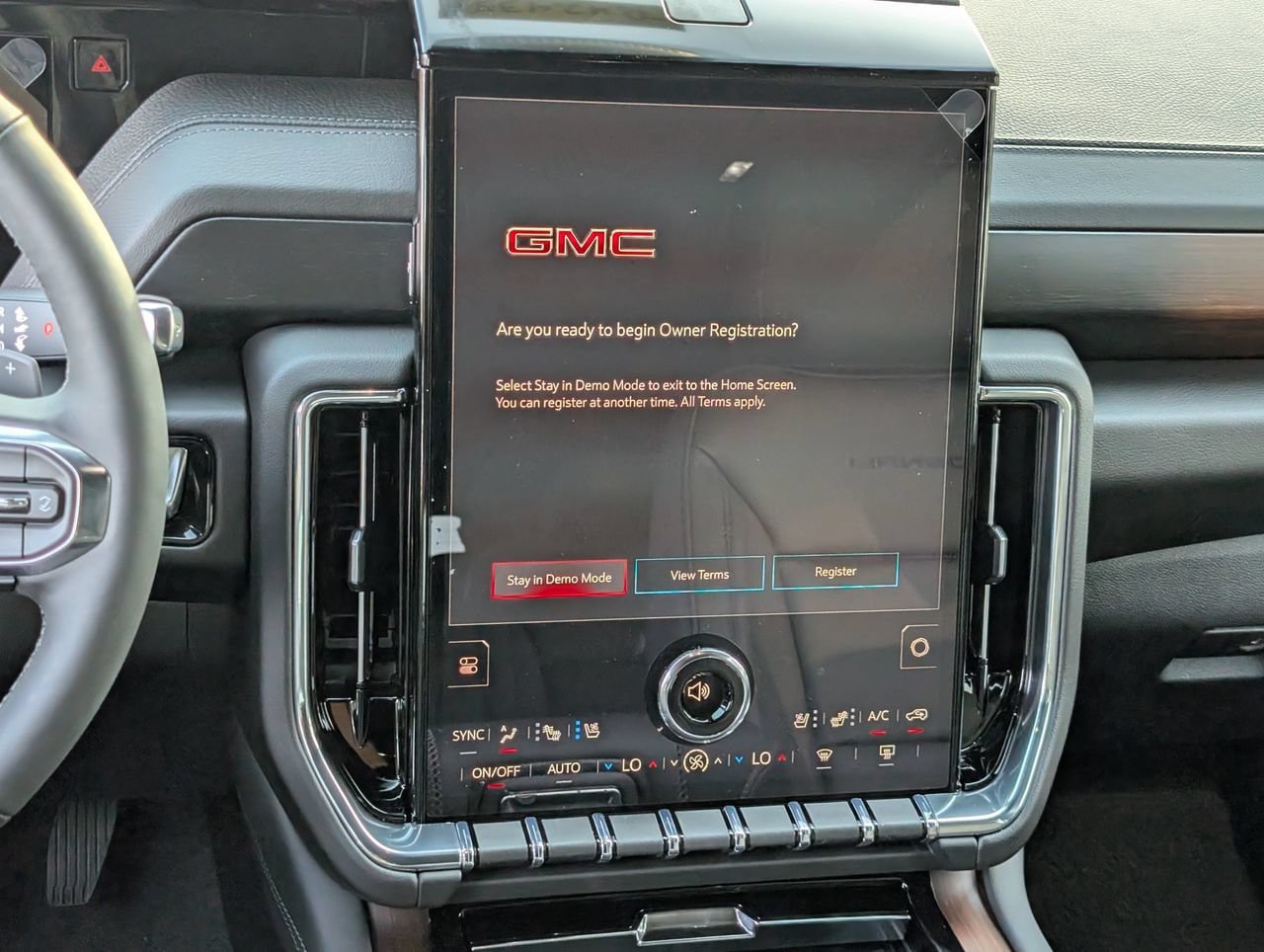 New 2026 GMC Yukon Denali w/ Sun & Power Step Package AWD/4WD image 11