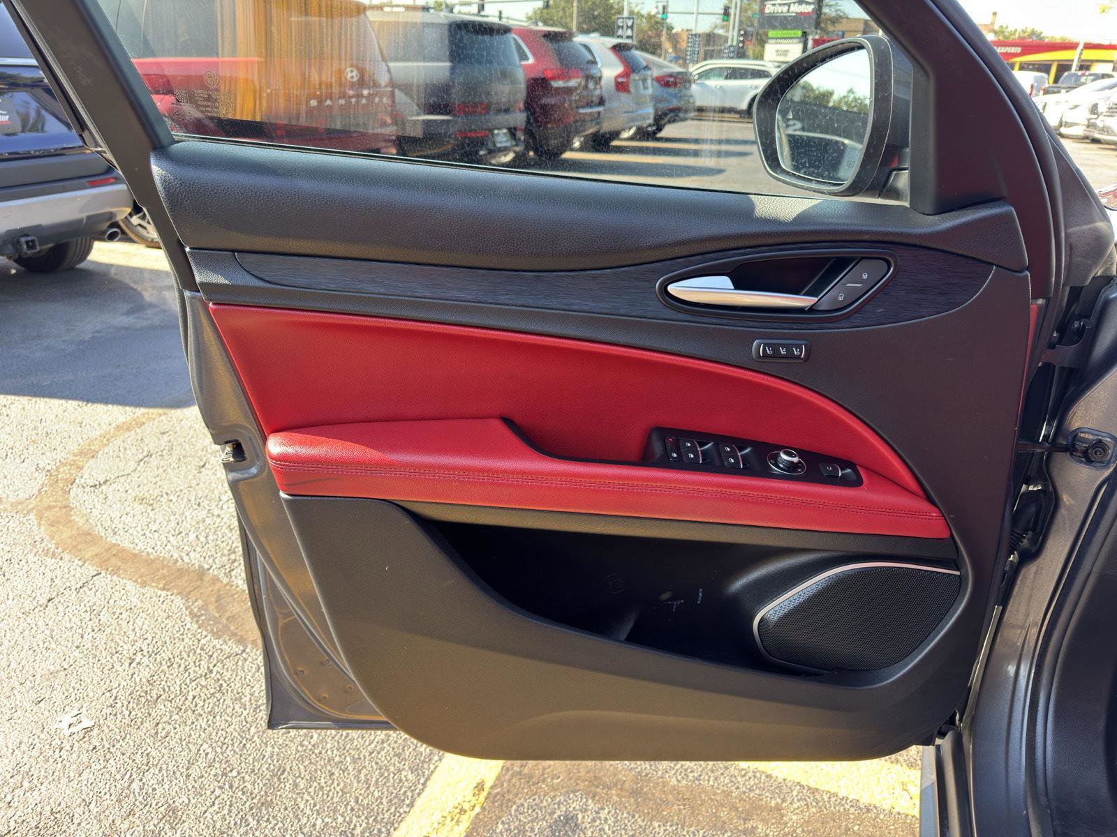 Used 2020 Alfa Romeo Stelvio Sport w/ Cold Weather Package image 20