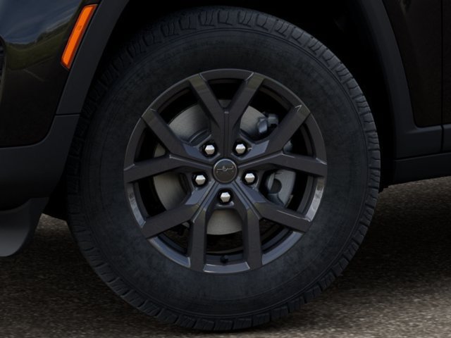 New 2027 Jeep Grand Cherokee Laredo X AWD/4WD image 8