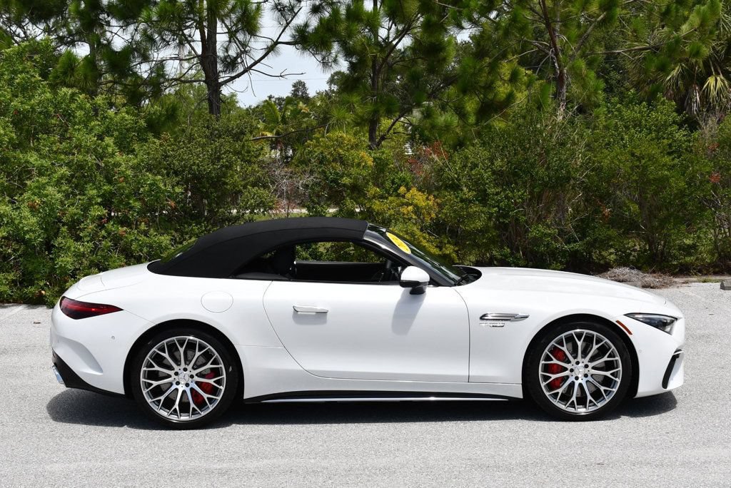Used 2024 Mercedes-Benz SL 55 AMG 4MATIC image 51