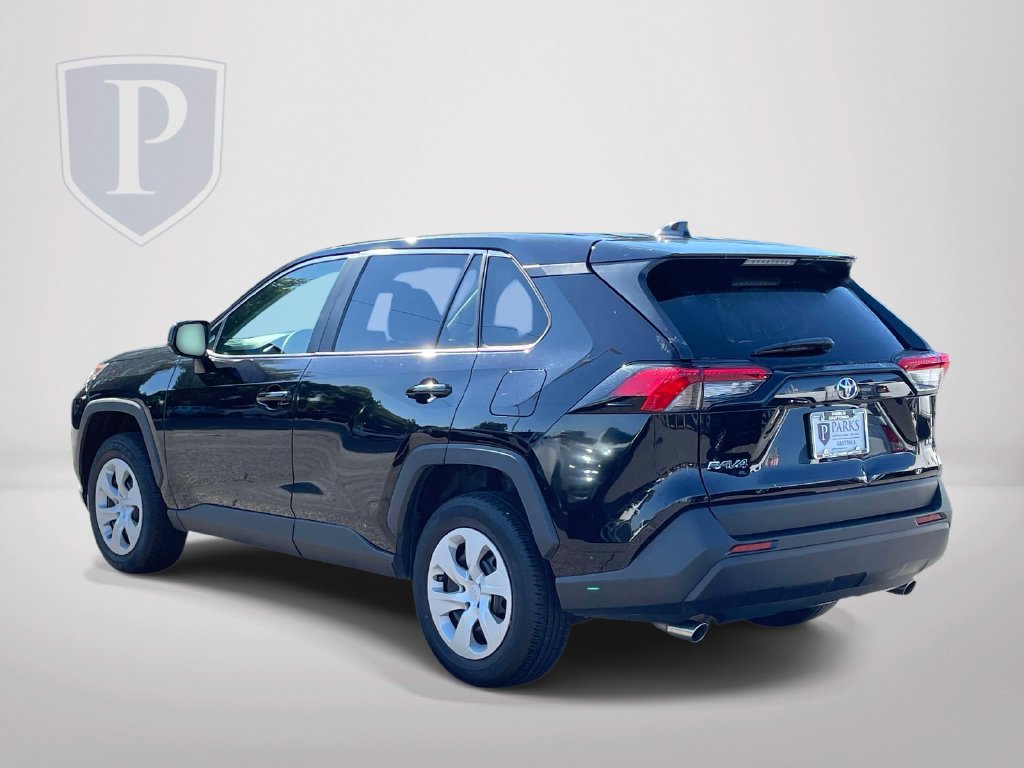 Used 2025 Toyota RAV4 LE FWD image 6