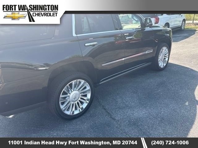 Certified 2017 Cadillac Escalade Platinum AWD/4WD image 6