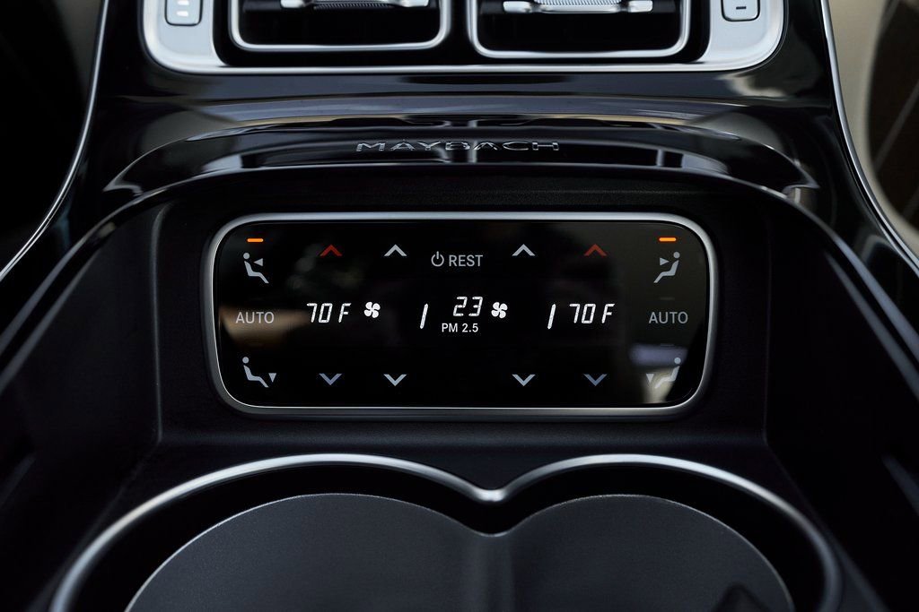 Used 2025 Mercedes-Benz Maybach S 680 4MATIC image 63