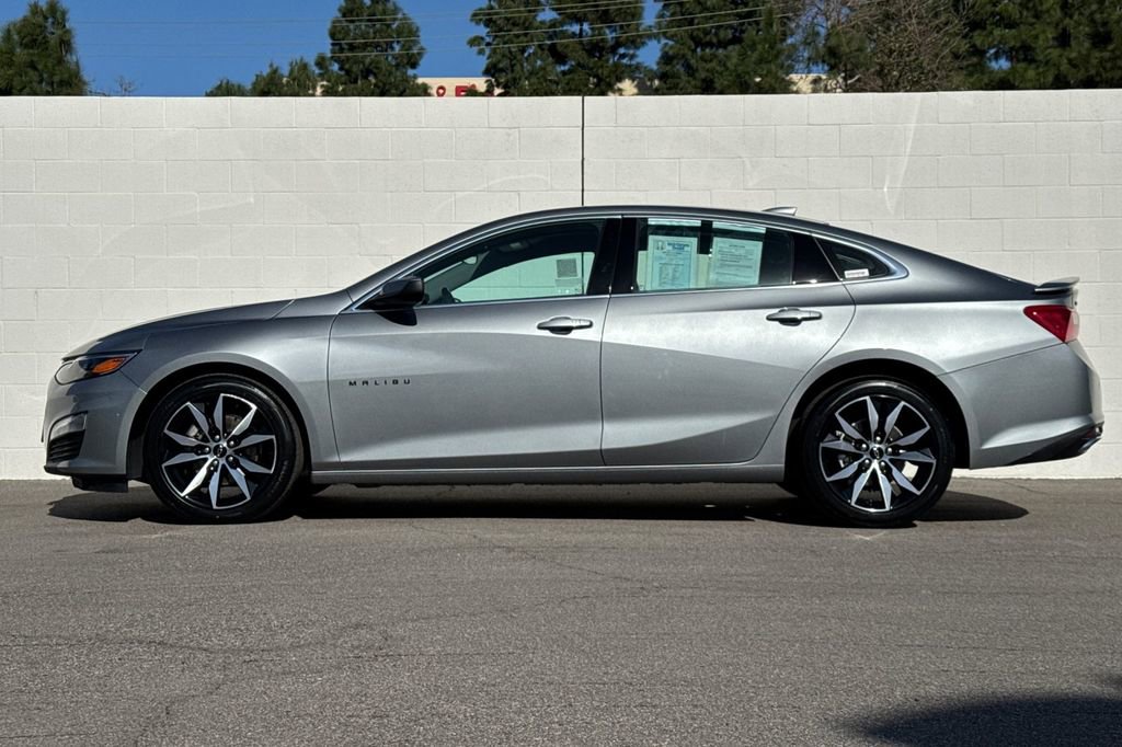 Used 2024 Chevrolet Malibu RS FWD image 9