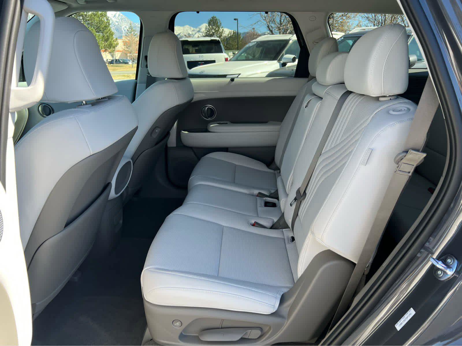 Certified 2026 Hyundai Palisade SEL AWD/4WD image 26