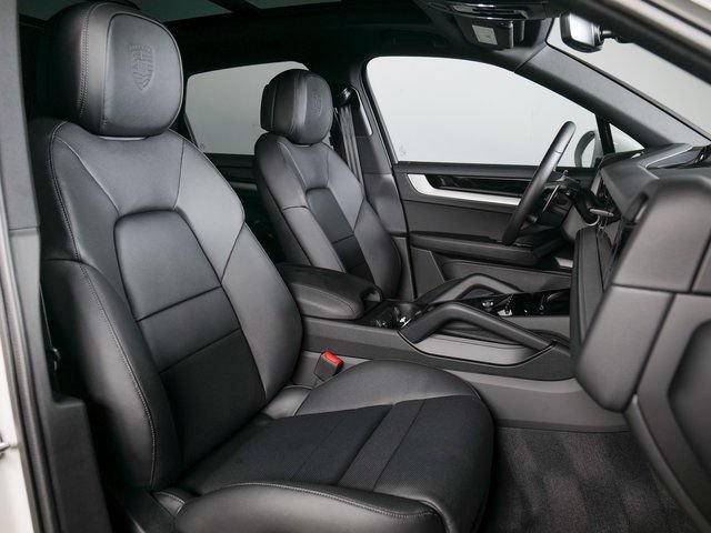 New 2026 Porsche Cayenne AWD/4WD image 11