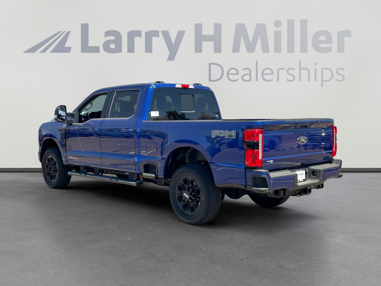 New 2026 Ford F350 Lariat w/ Black Appearance Package AWD/4WD image 3