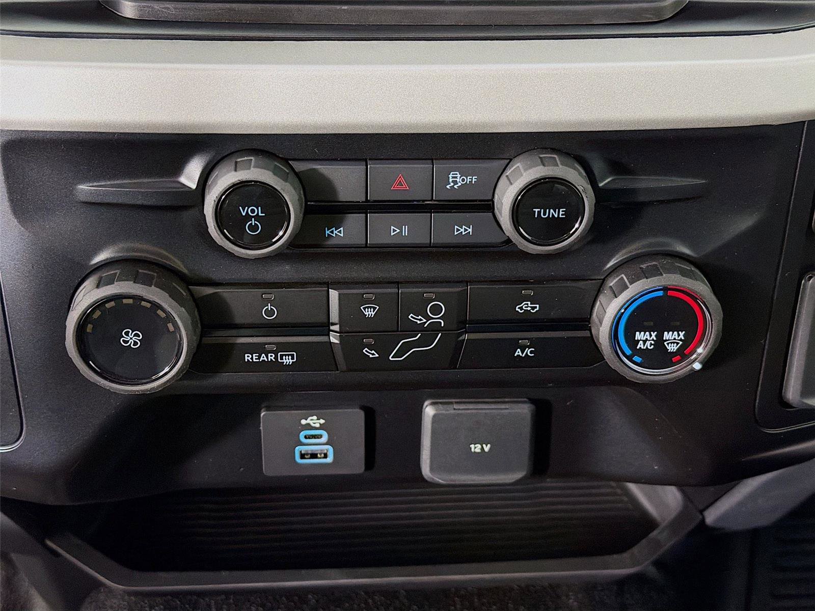 New 2026 Ford F550 4x4 Regular Cab Super Duty w/ XLT Value Package image 15